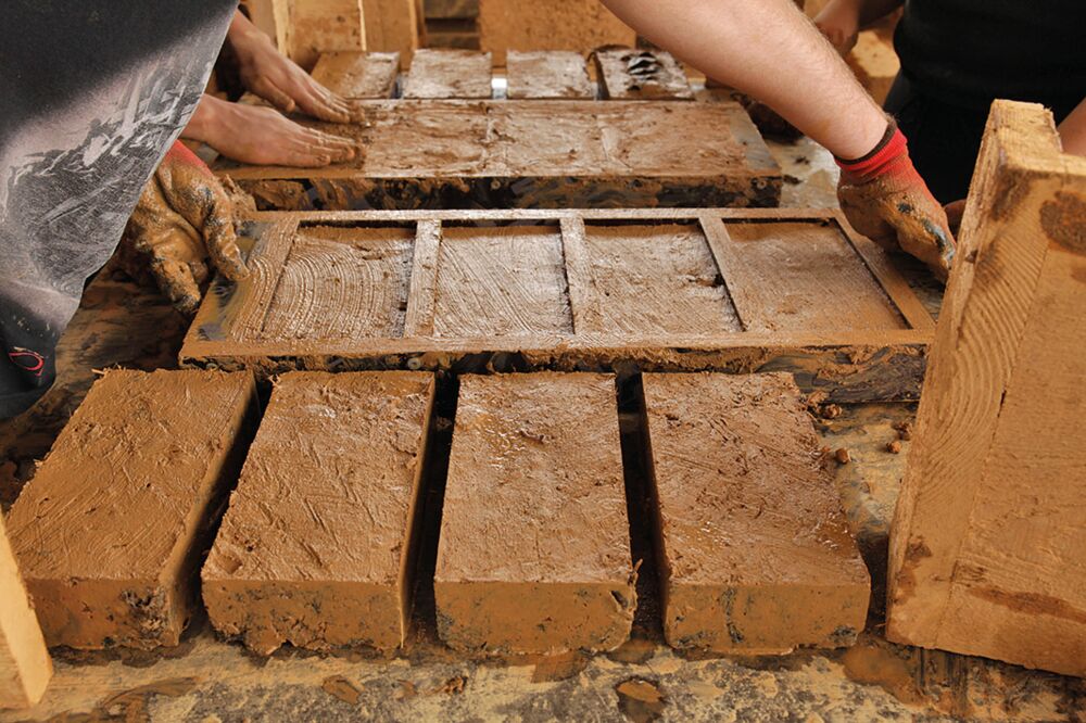 brique terre moulee 3 -c- Briquetterie solidaire brique terre moulee 3 -c- Briquetterie solidaire