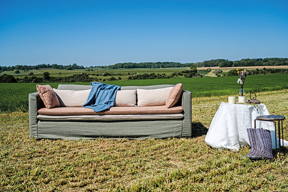 mobilier ecolo canapé ALIZE. crédits Embrin mobilier ecolo canapé ALIZE. crédits Embrin