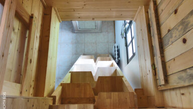 Escalier-japonais.jpg Escalier-japonais.jpg