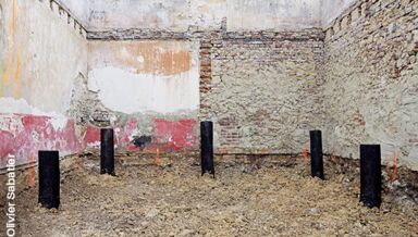 5-TRAVAUX-Des-fondations-en-pieux-de-bois.jpg 5-TRAVAUX-Des-fondations-en-pieux-de-bois.jpg