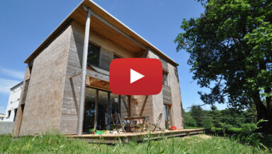 Vidéo-maison-roseau.jpg Vidéo-maison-roseau.jpg