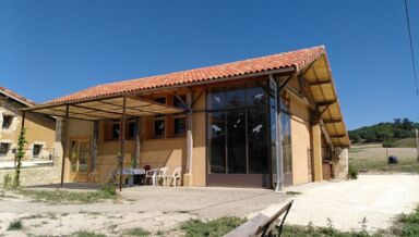 Grange-facade-Sud-termine-2022-07-07-67a1dfcc94cbc.jpg Grange-facade-Sud-termine-2022-07-07-67a1dfcc94cbc.jpg