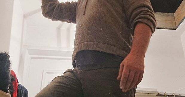 Poser un spot LED isolé et étanche à l’air