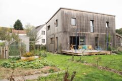 Ecoconstruire jardin facade sud et potager -c- Christophe Trehet Ecoconstruire jardin facade sud et potager -c- Christophe Trehet