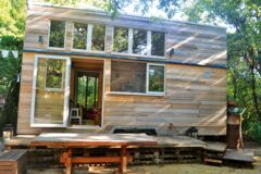 3 La tiny de Corentin et sa façade pleine©CCammarata 3 La tiny de Corentin et sa façade pleine©CCammarata