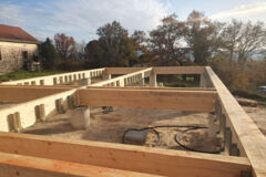 DOSSIER-dalle-sans-ciment_150_dalle Diego - sabots et poutres sous murs - credit Diego Alain DOSSIER-dalle-sans-ciment_150_dalle Diego - sabots et poutres sous murs - credit Diego Alain