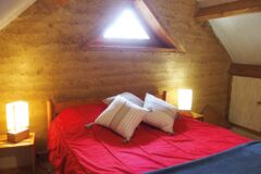 gite pise chambre 2 -c- La ferme en terre gite pise chambre 2 -c- La ferme en terre