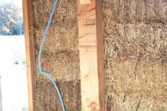 installation électrique biocompatible Gaines  blindées dans une maison bois paille-c-Sweethom